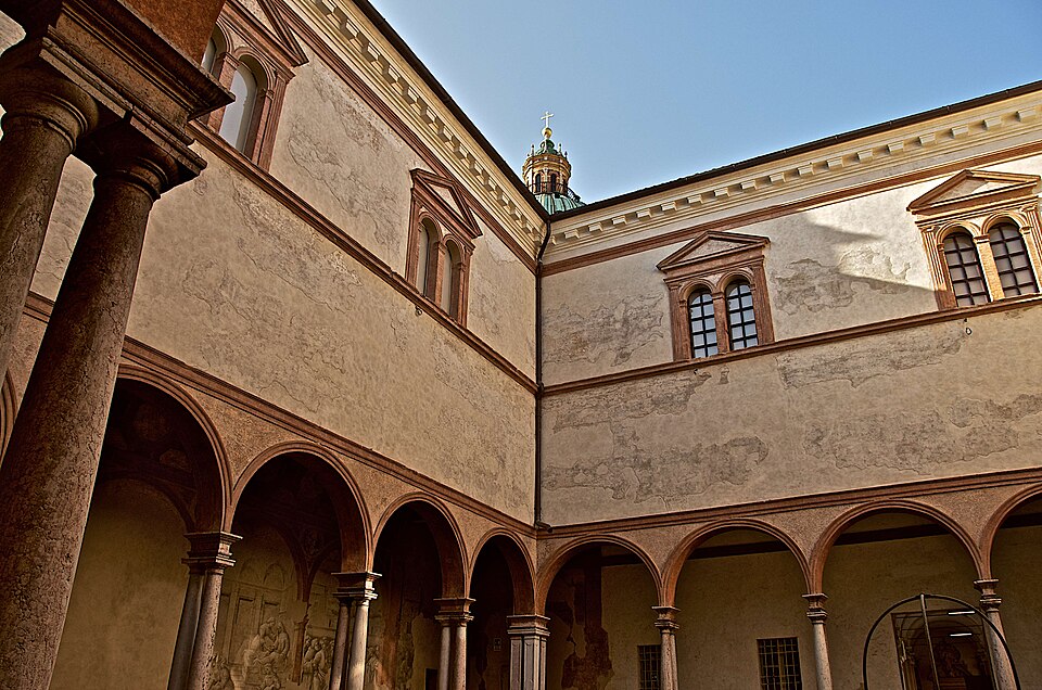 chiostri di San Pietro