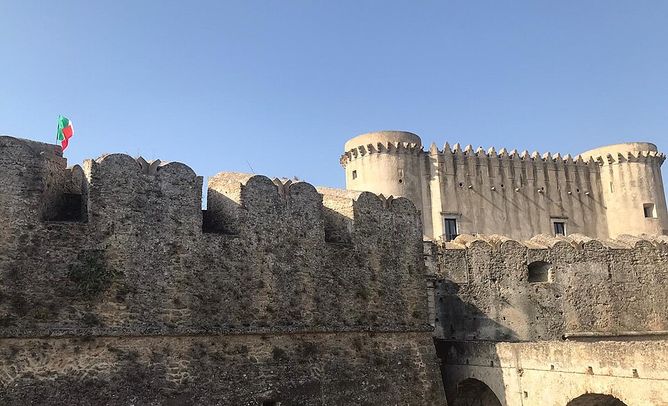 Castello "Andrea Carafa"