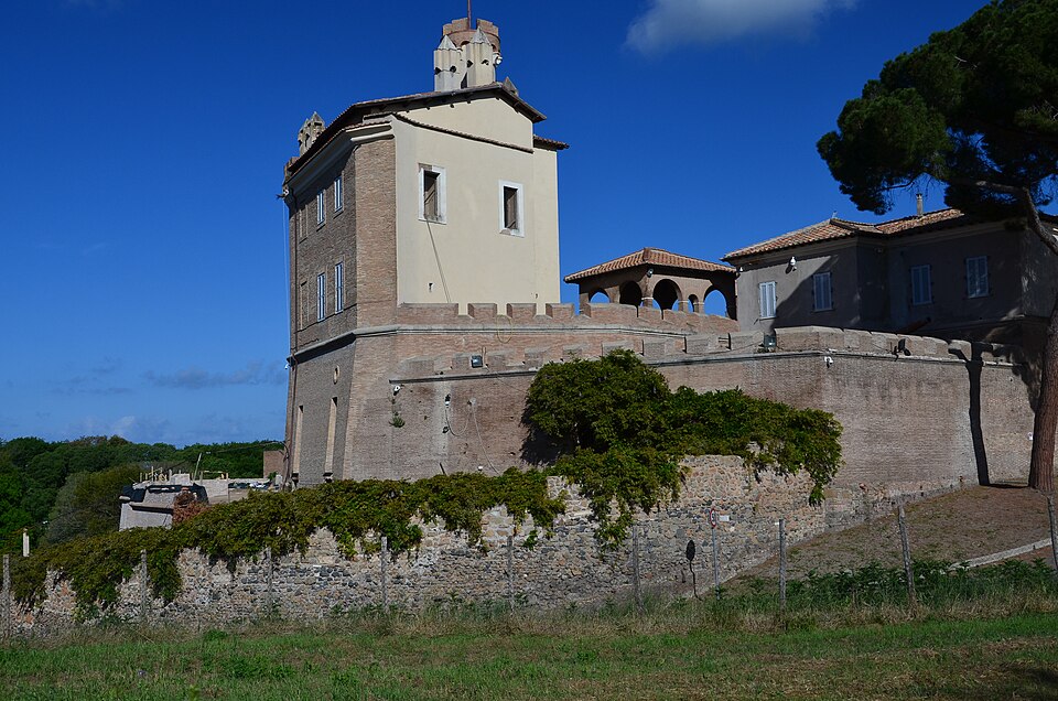 Castello Borghese