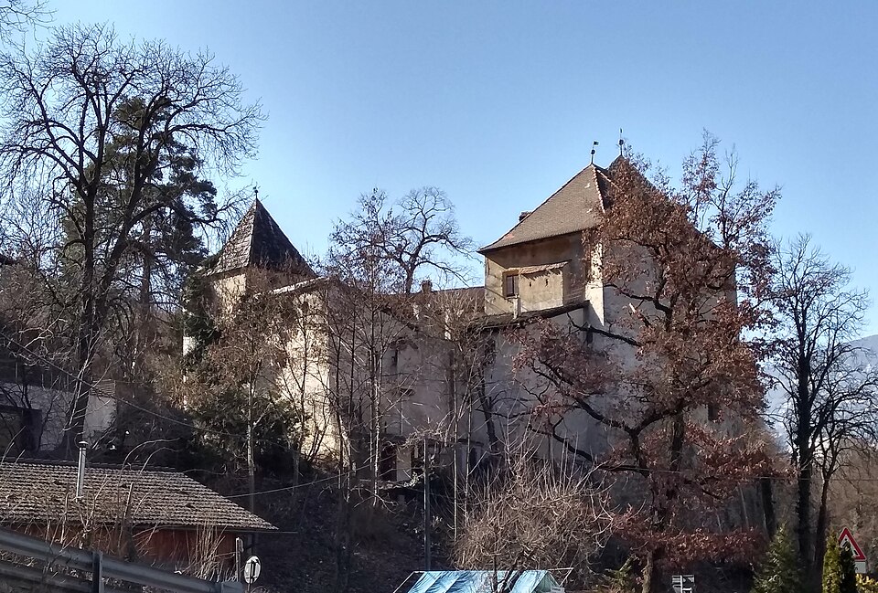 Castel Anger