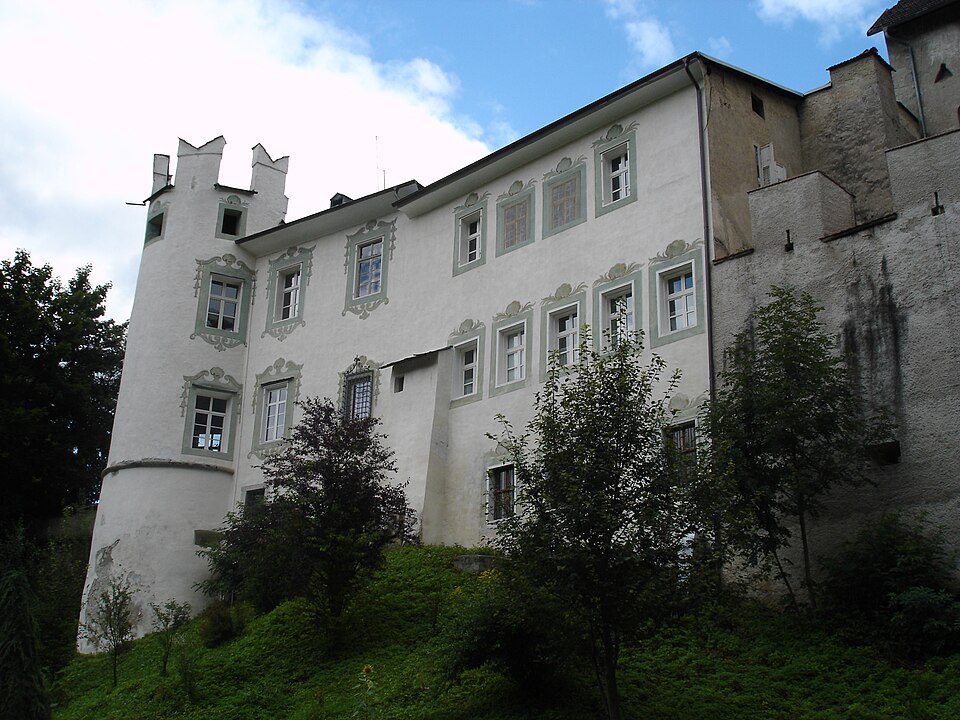 Castel Ehrenburg
