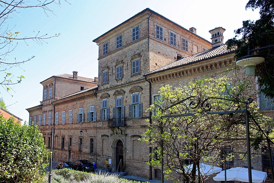 Castello degli Alfieri di Magliano