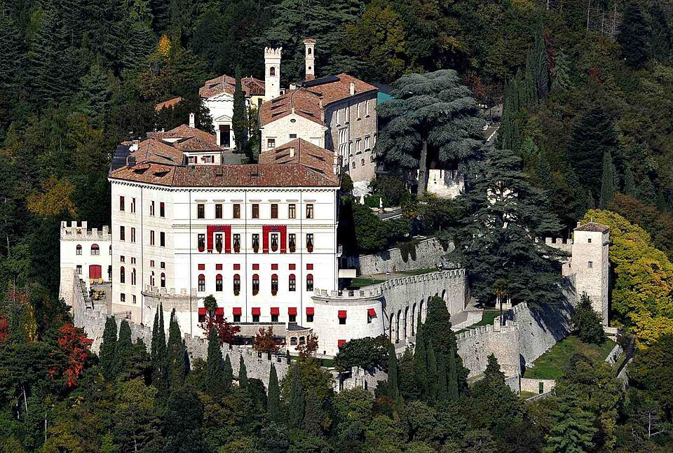 castello della Costa