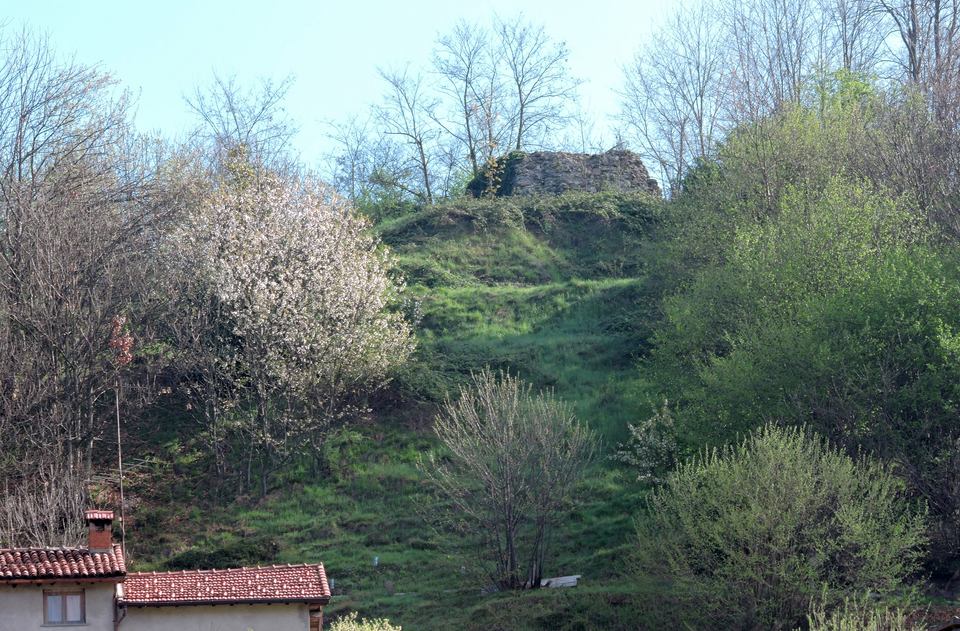 castello di Altare