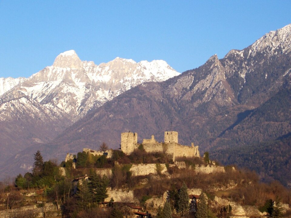 Castello di Breno