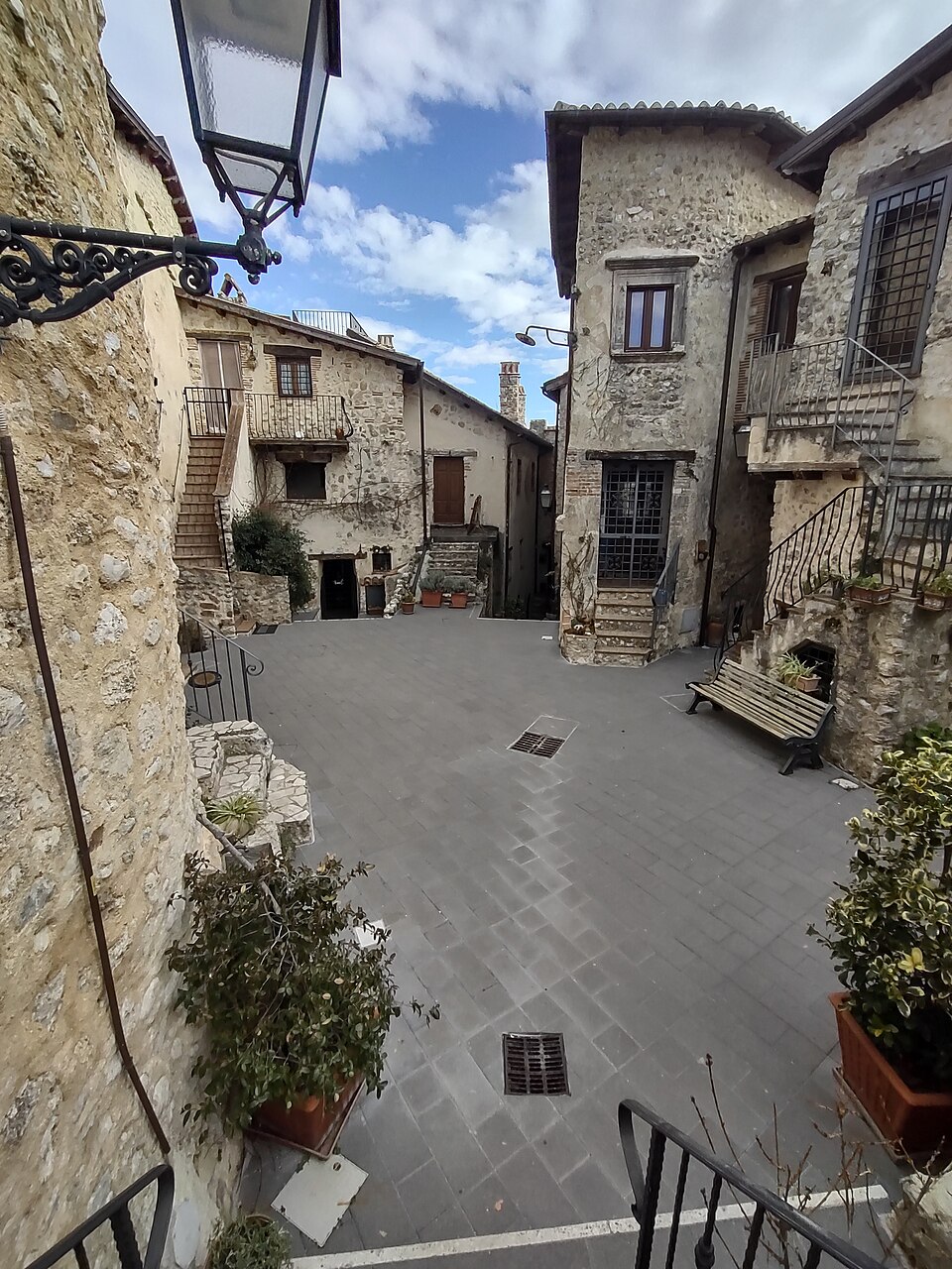 Castello di Calcariola
