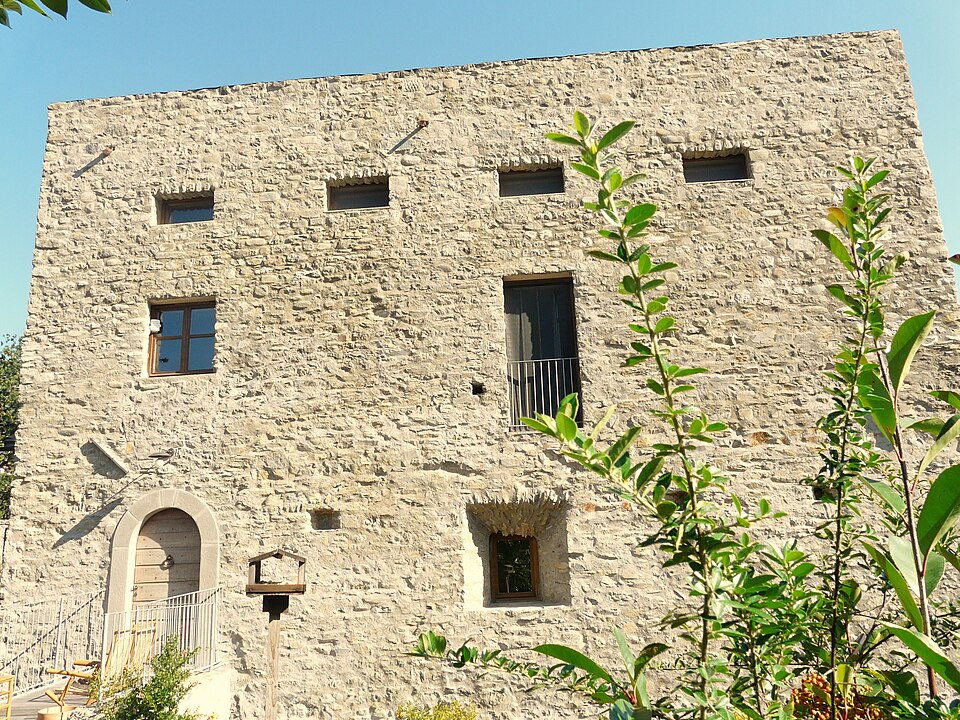 castello di Castel del Piano