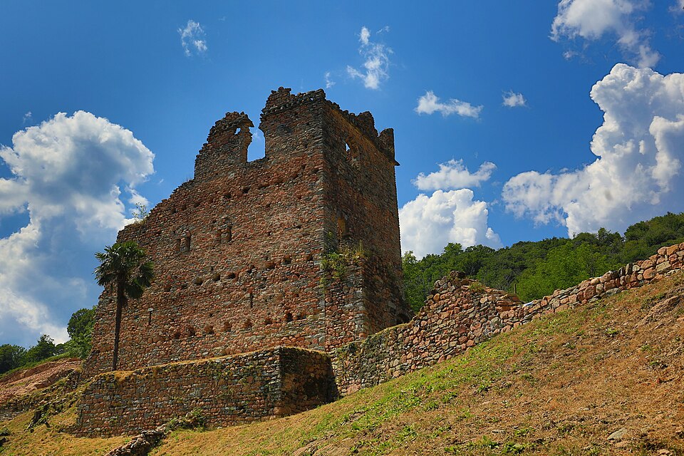 castello di Cuasso