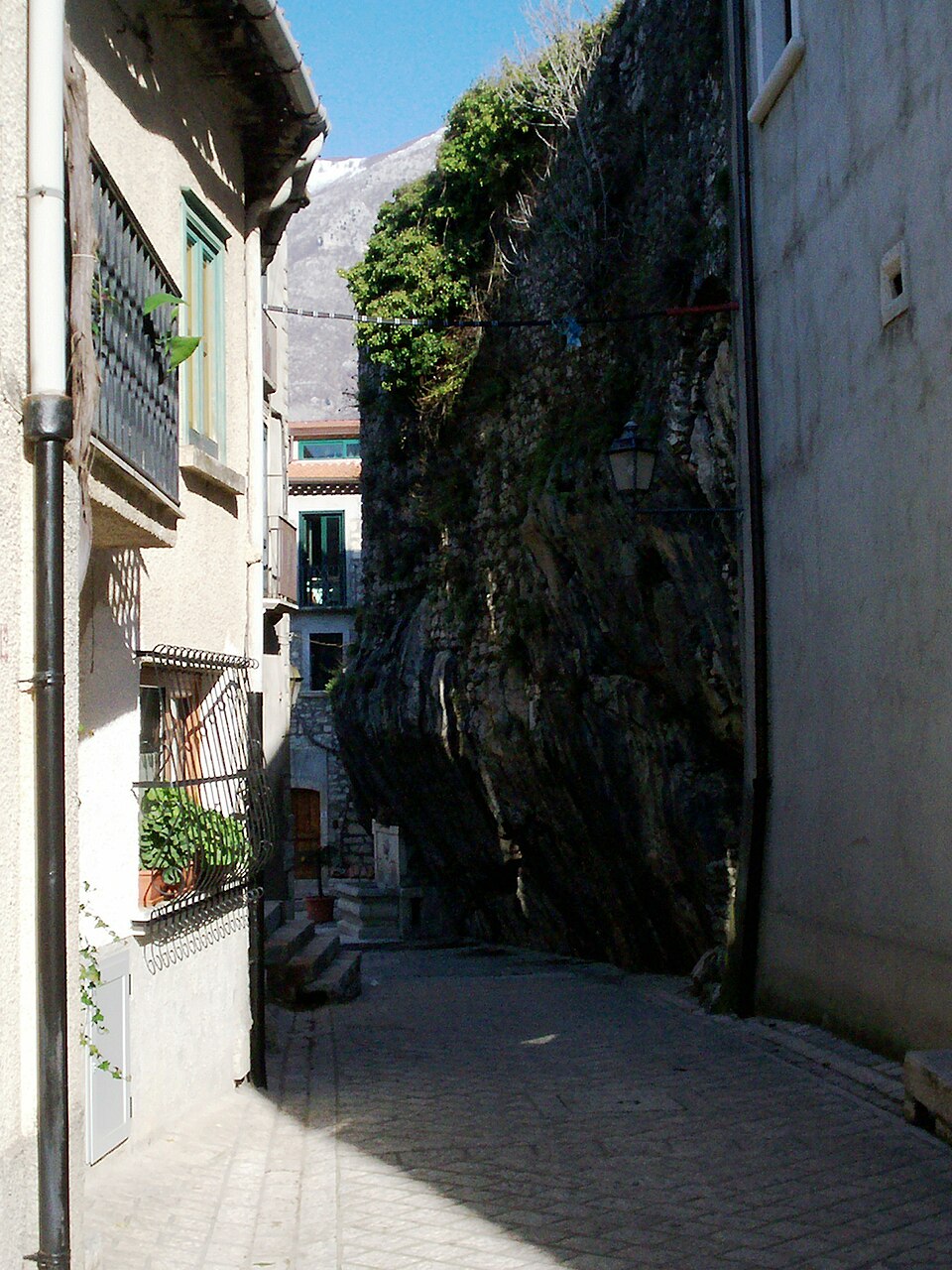 castello di Cusano Mutri