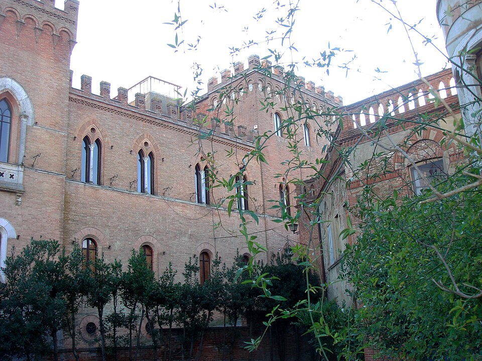 Castello di Farnetella