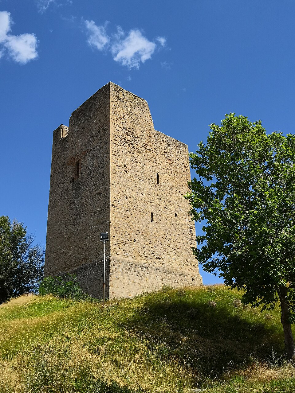 Castello di Isola
