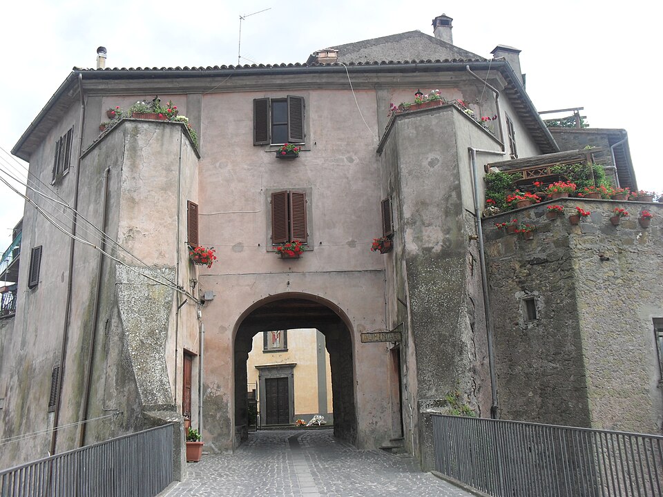 castello di Latera