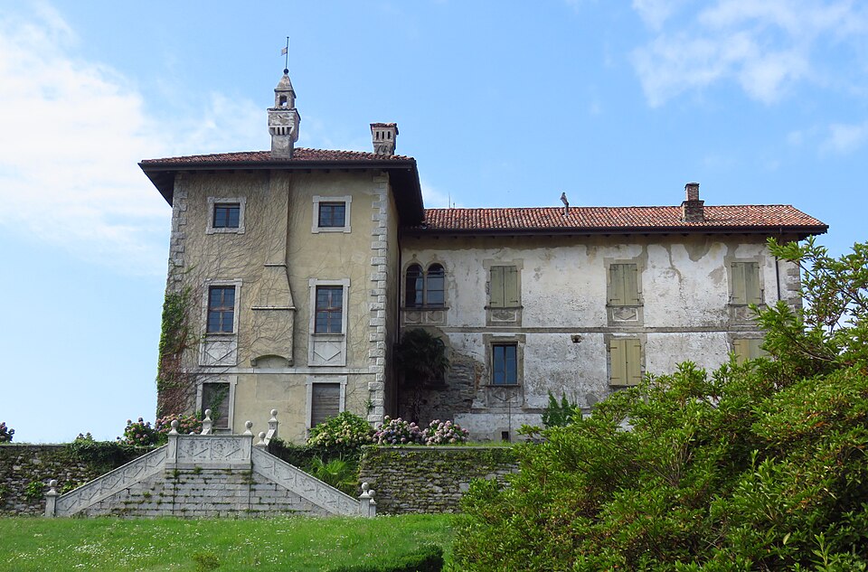 Castello di Massino Visconti