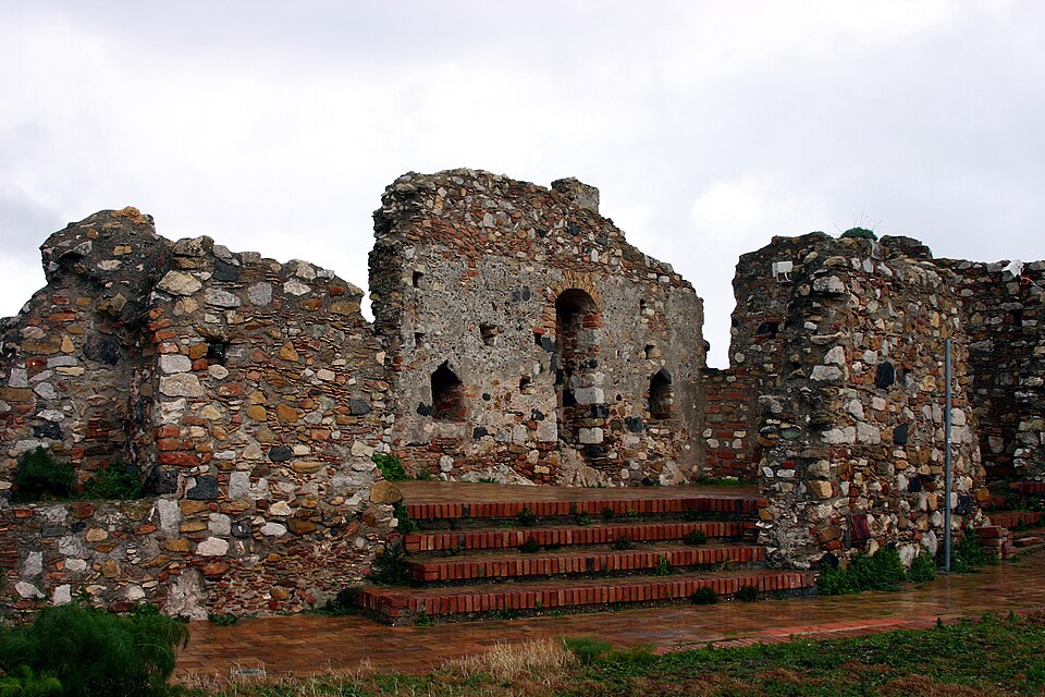 Castello di Mola