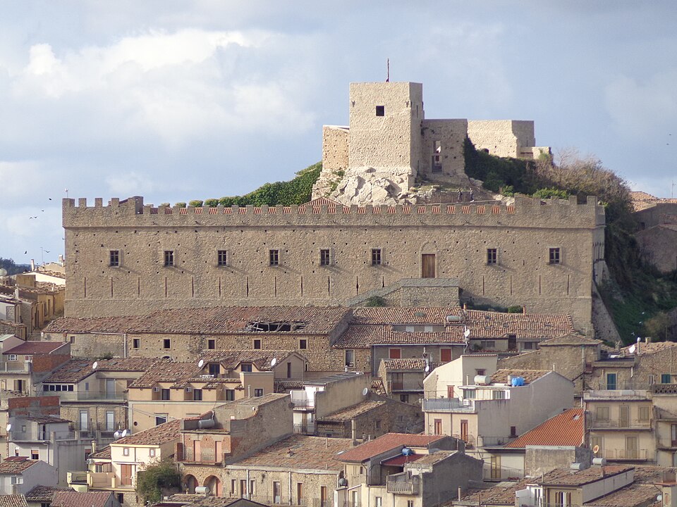Castello di Montalbano Elicona