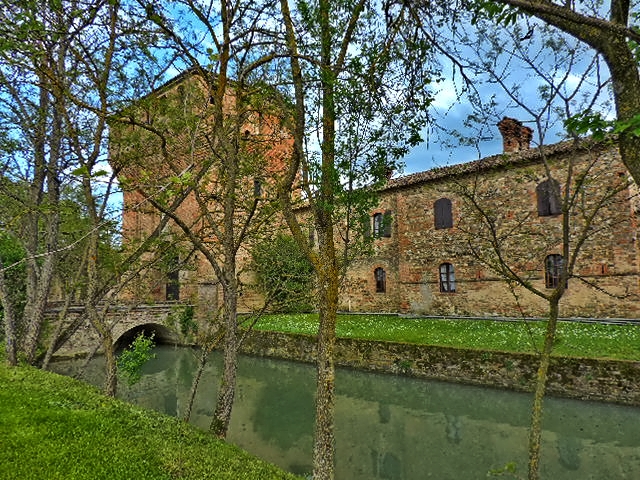 Castello di Paderna