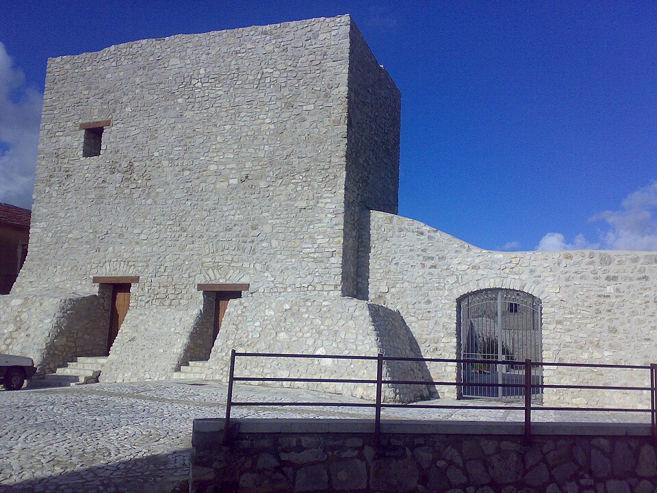 castello di Palazzo Adriano