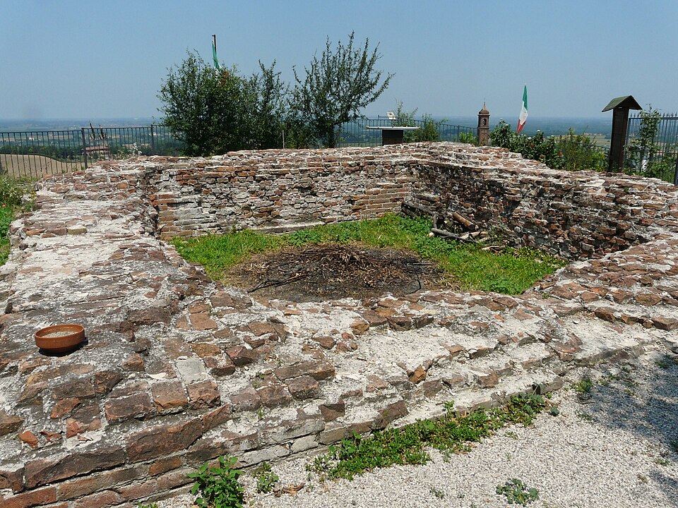 Castello di Pecetto di Valenza