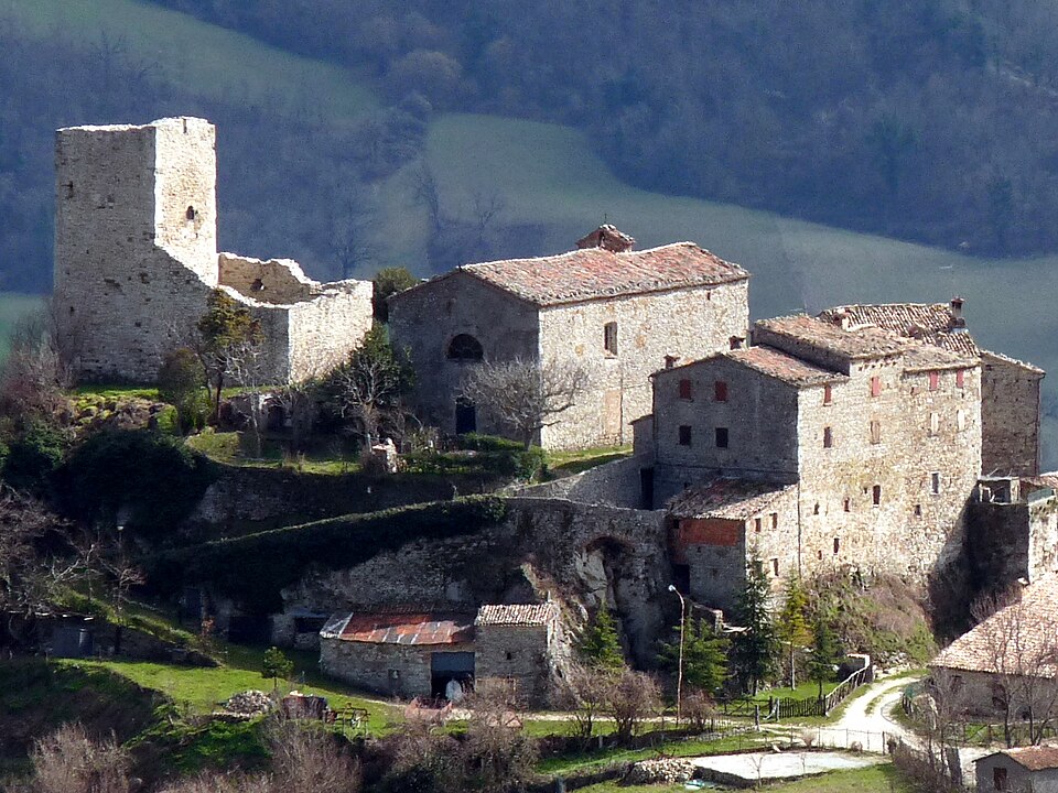 Castello di Petrella Guidi
