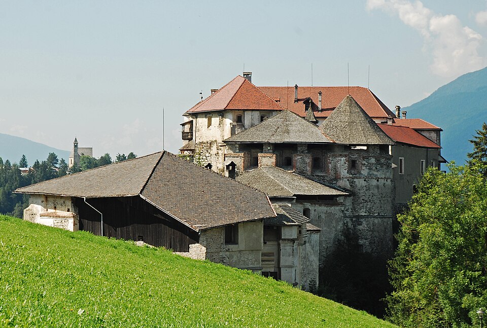 Castello di Rodengo