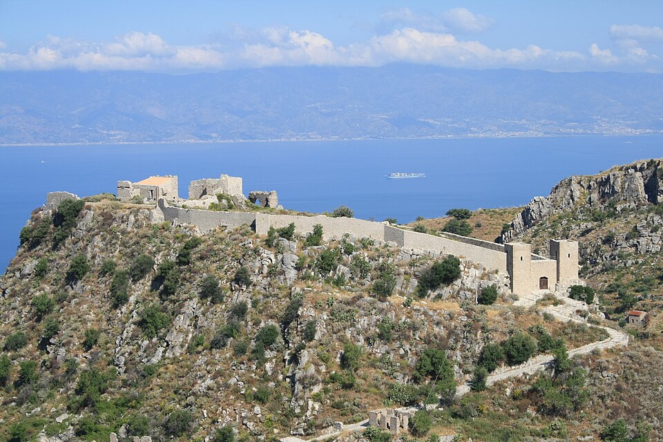 Castello di San Niceto