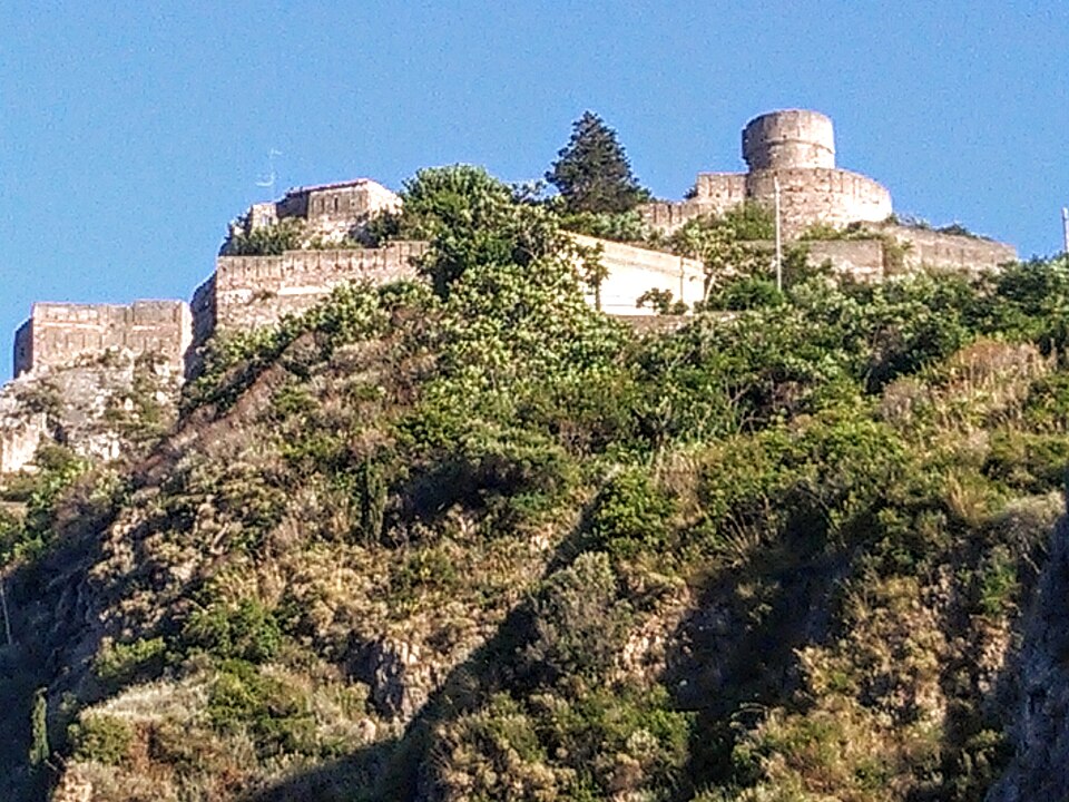 castello di Sant'Alessio Siculo