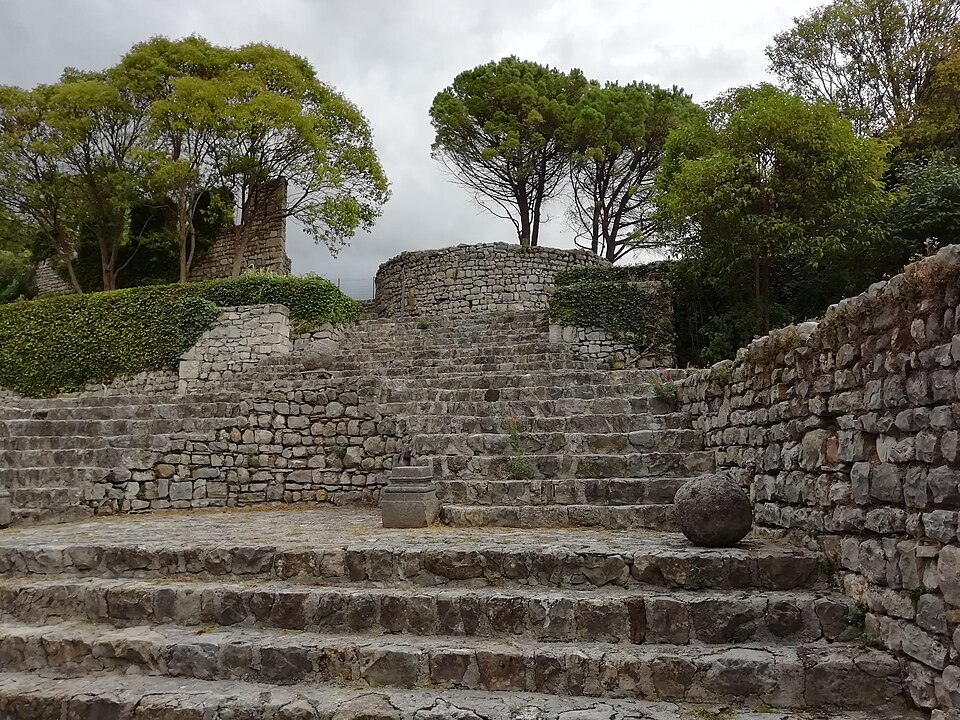 Castello di Serravalle