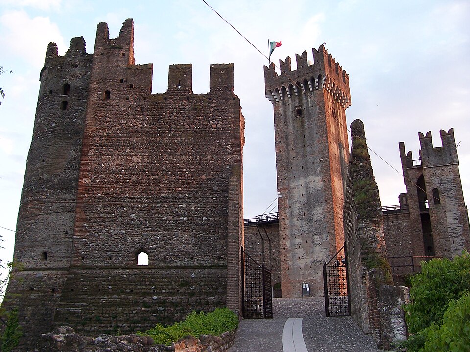 Castello di Valeggio