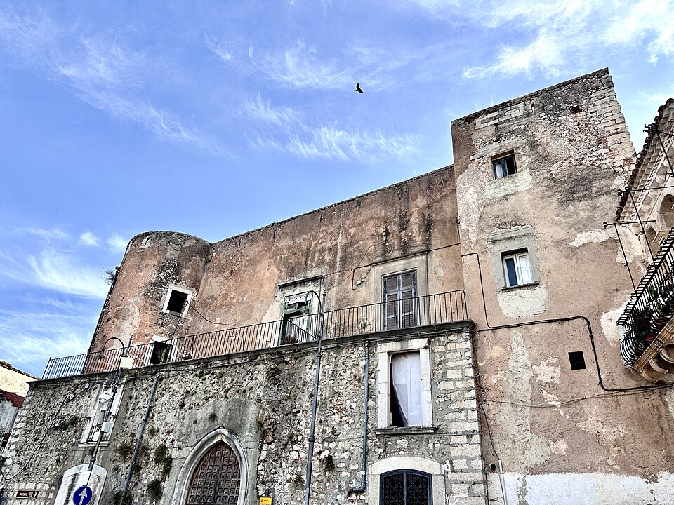 Castello normanno-aragonese