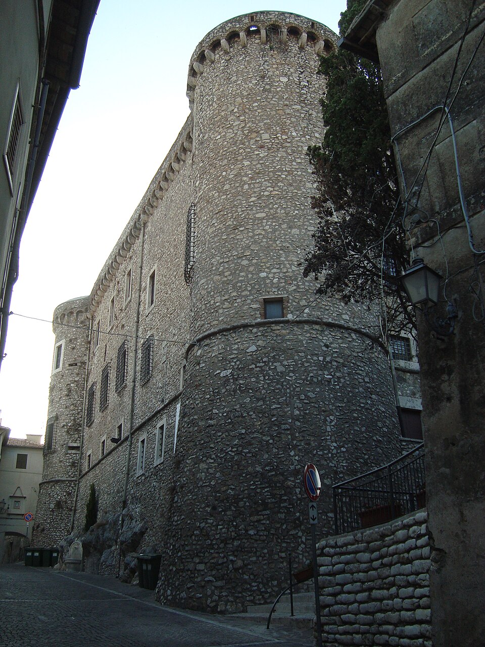 Castello Orsini-Cesi-Borghese
