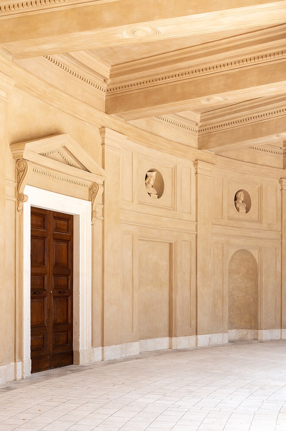 Palazzo dell'Emiciclo