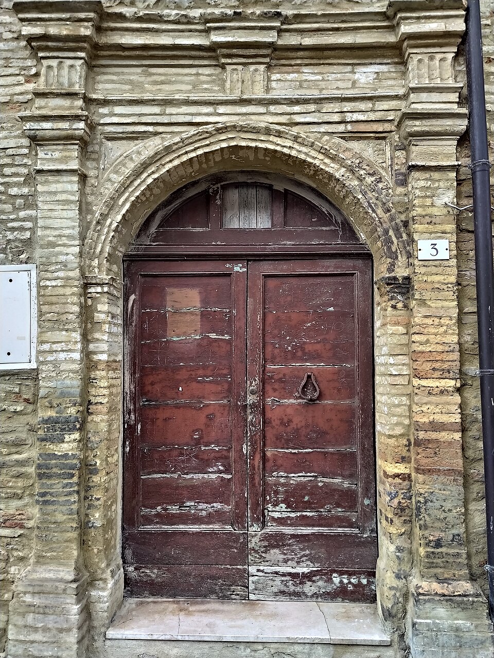 Palazzo Di Iorio