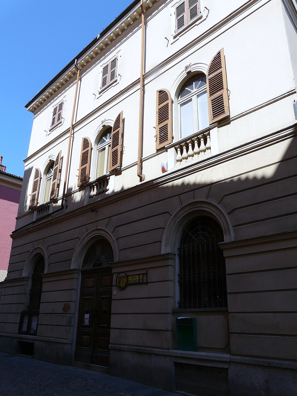 Palazzo ex scuole elementari