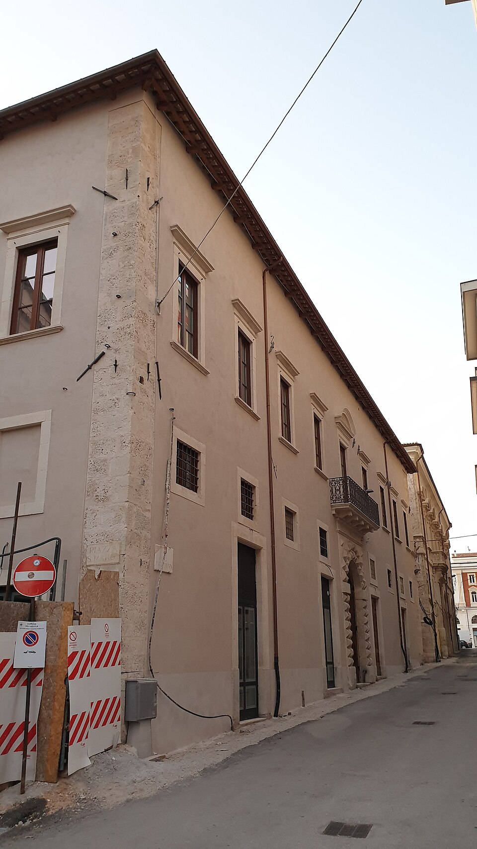 Palazzo Simeonibus De Marchis