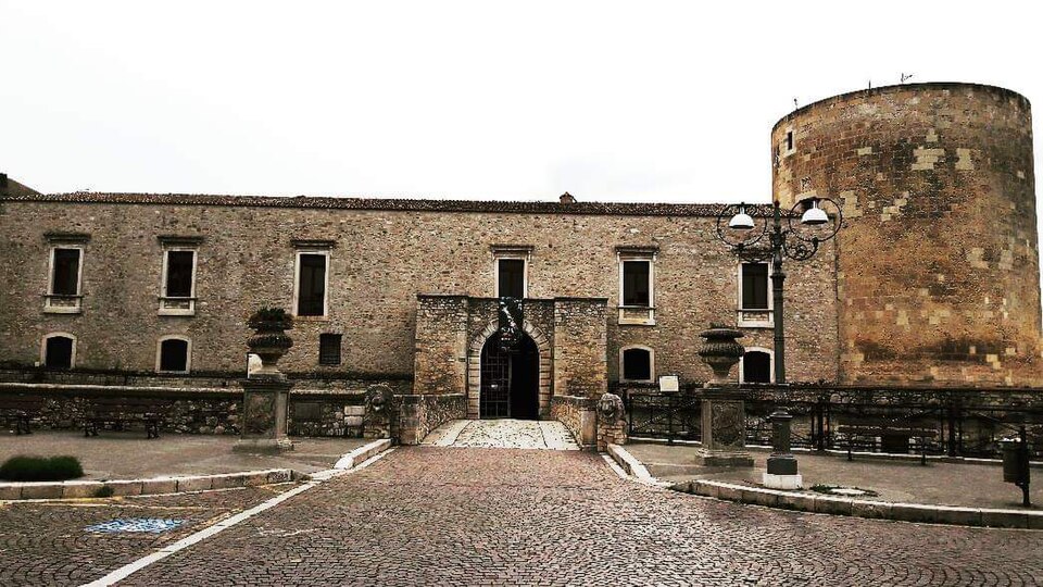 Castello Pirro del Balzo Orsini