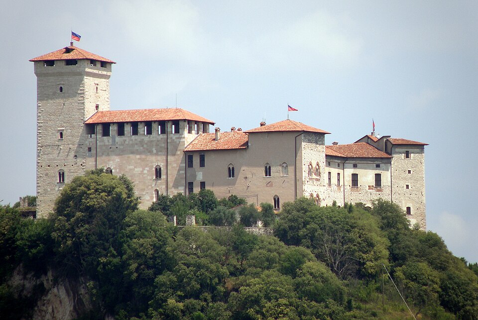 Rocca Borromeo
