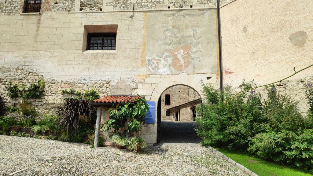 Rocca di Angera