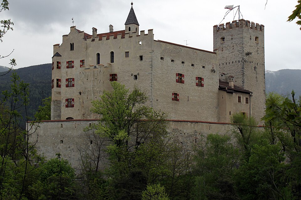 Castello