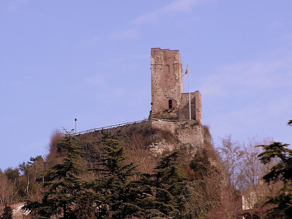 Castello Vescovile