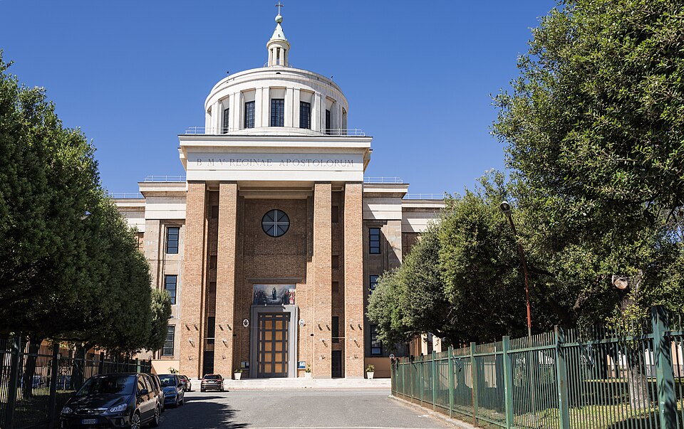 basilica di Santa Maria Regina degli Apostoli alla Montagnola