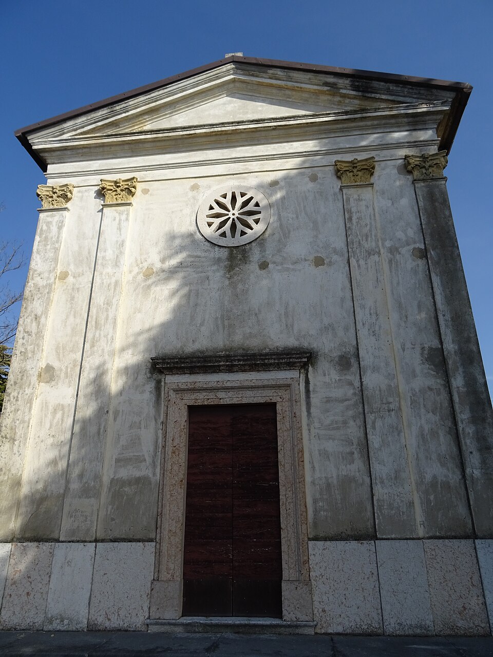 chiesa della Madonna de La Salette