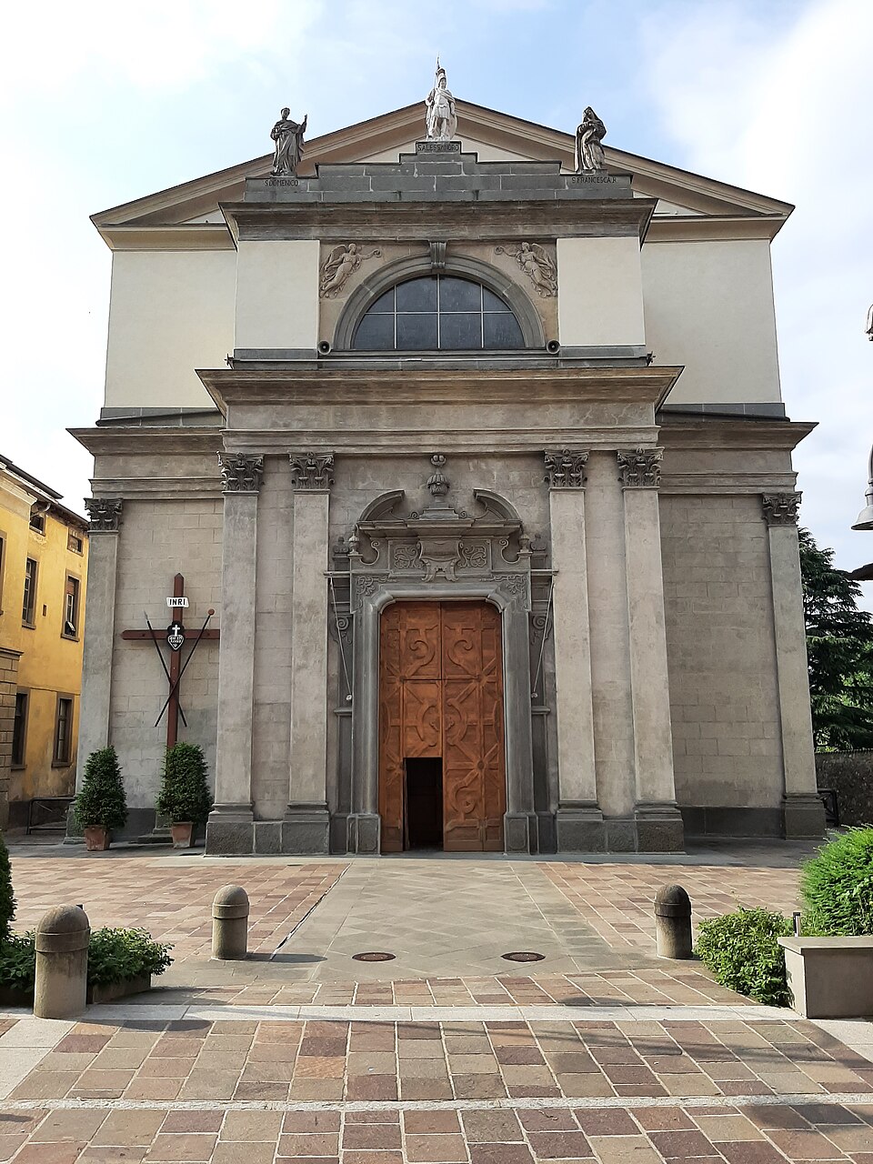 chiesa della Santissima Trinità e Sant'Alessandro
