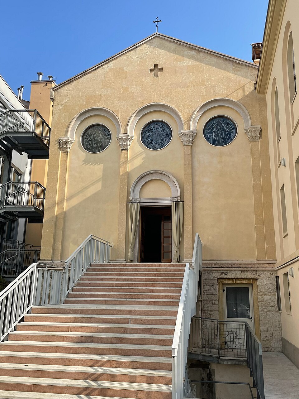 chiesa delle Suore Figlie di Gesù