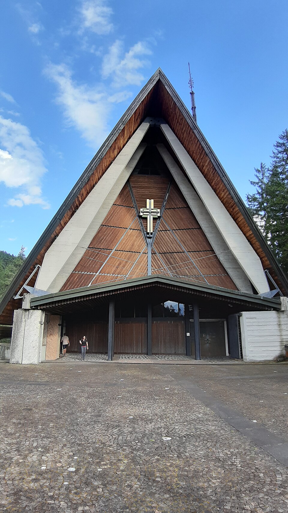 chiesa di Nostra Signora del Cadore