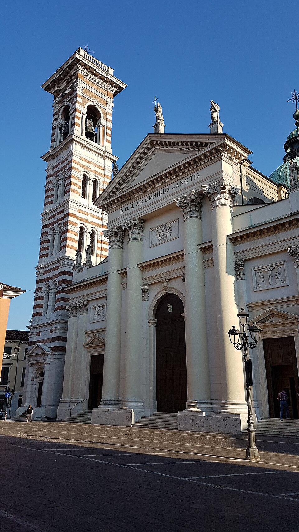 chiesa di Ognissanti