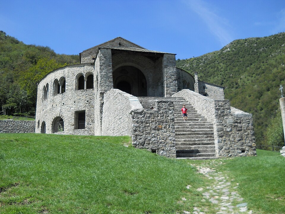 chiesa di San Pietro al Monte
