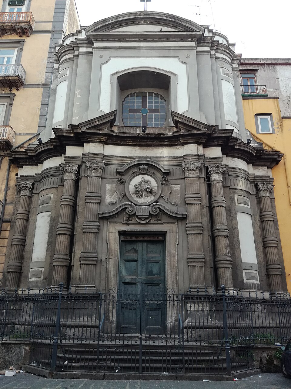 chiesa di Santa Maria Succurre Miseris ai Vergini