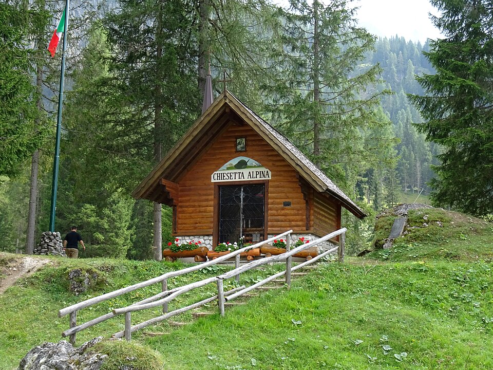 chiesetta alpina