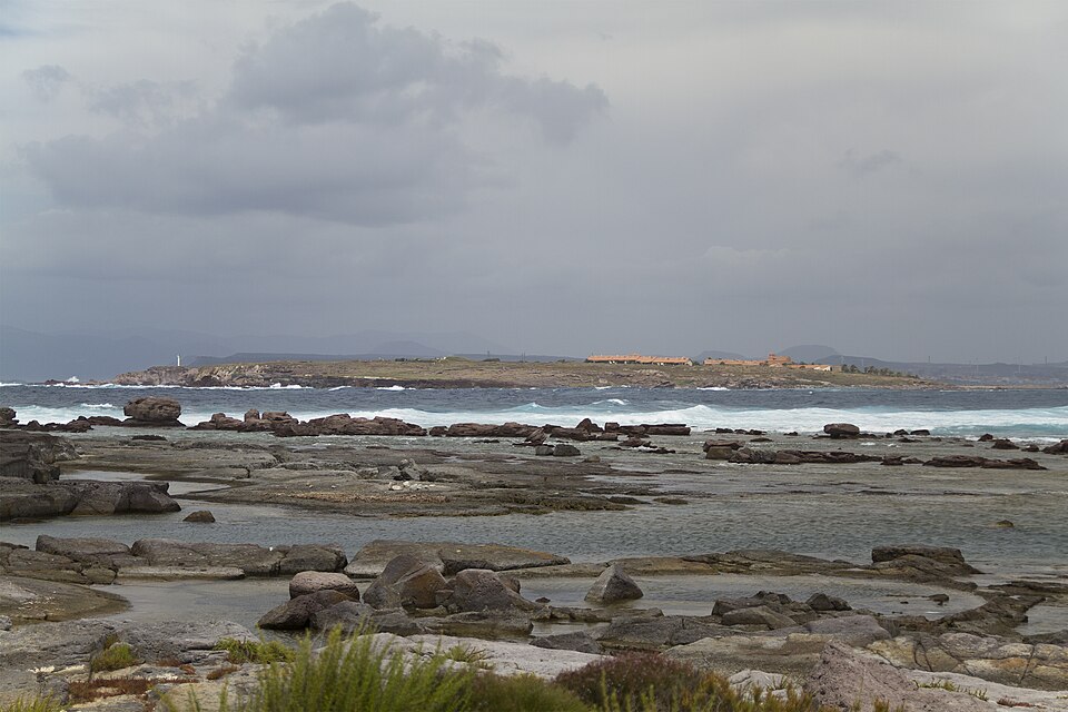 Faro Isola Piana