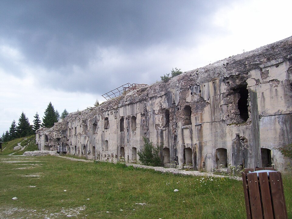Forte Sommo Alto / Zwischenwerk Sommo